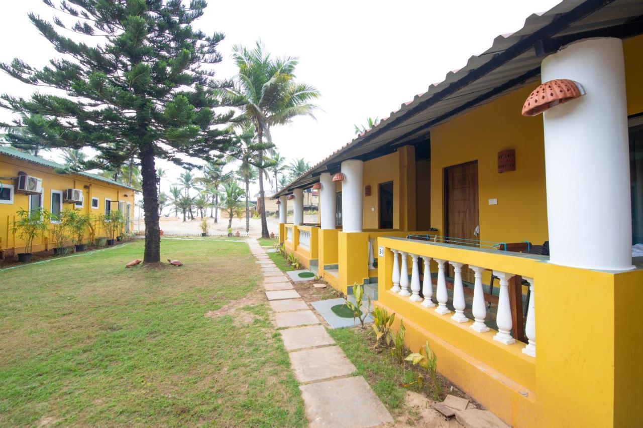C Roque Beach Resort Colvá Exterior foto